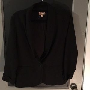 CLEAN OUT - GONE 9/11 Mudd 3/4 sleeve black jacket